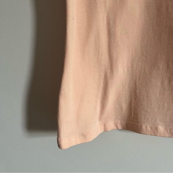 Salmon coral tshirt with flowy ruffled sleeves - Picture 3 of 4